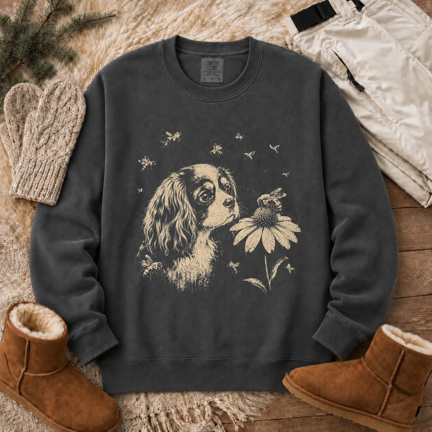 Sweatshirt Pepper / S Cavalier Spring Bumble Bee Unisex Sweatshirt