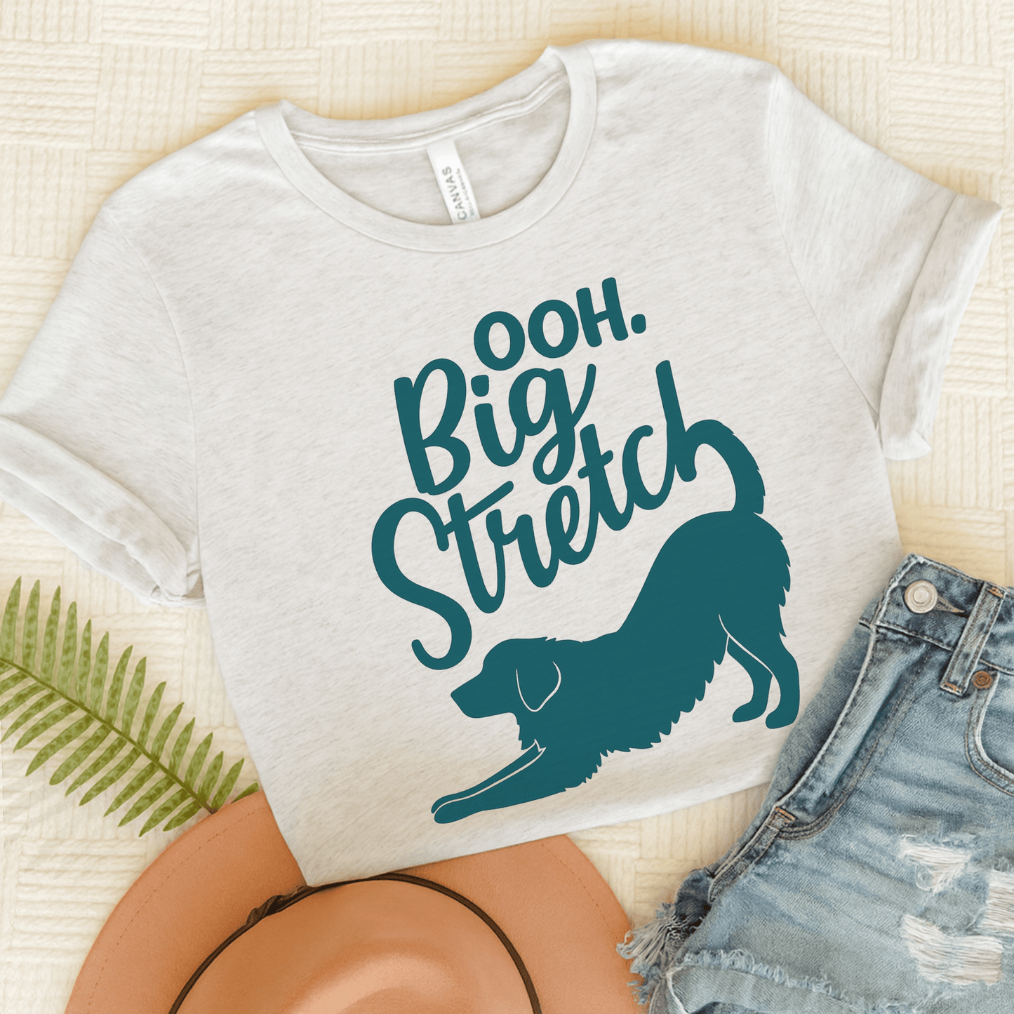 Golden Retriever Big Stretch Unisex TShirt Ash