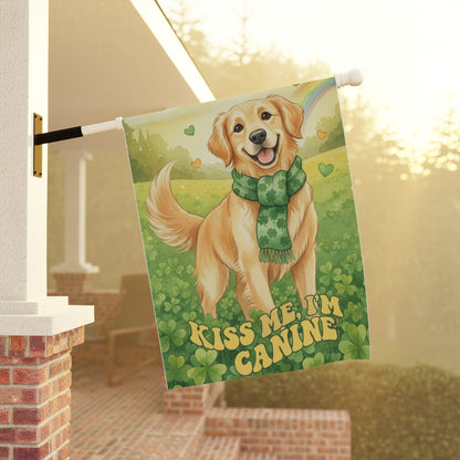 Golden Retriever Kiss Me Canine Garden Yard Flag