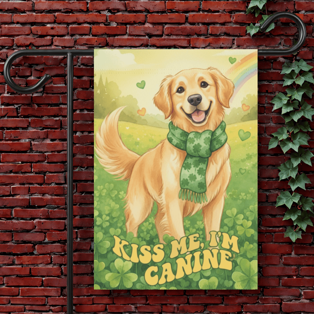 Golden Retriever Kiss Me Canine Garden Yard Flag 12'' × 18''