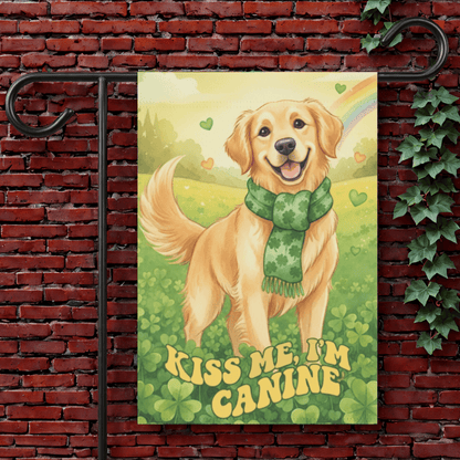 Golden Retriever Kiss Me Canine Garden Yard Flag 12'' × 18''