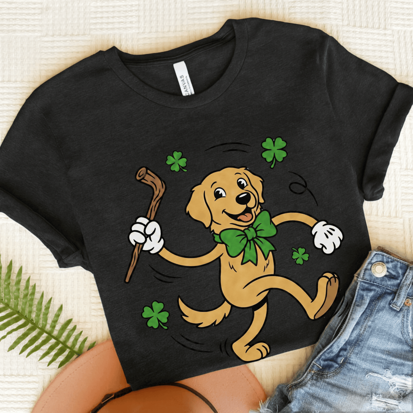 Golden Retriever Shamrock Unisex TShirt Dark Grey Heather