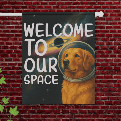 Golden Retriever Space Lover Garden Flag 24.5'' × 32''