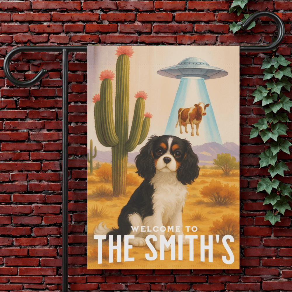 Tricolor Cavalier Aliens Garden Flag 12'' × 18''