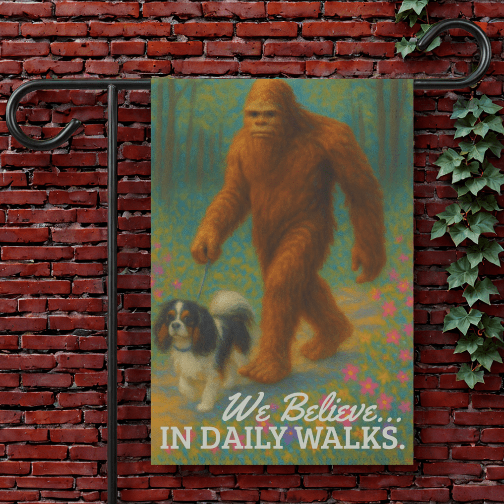 Tricolor Cavalier Bigfoot Garden Flag 12'' × 18''