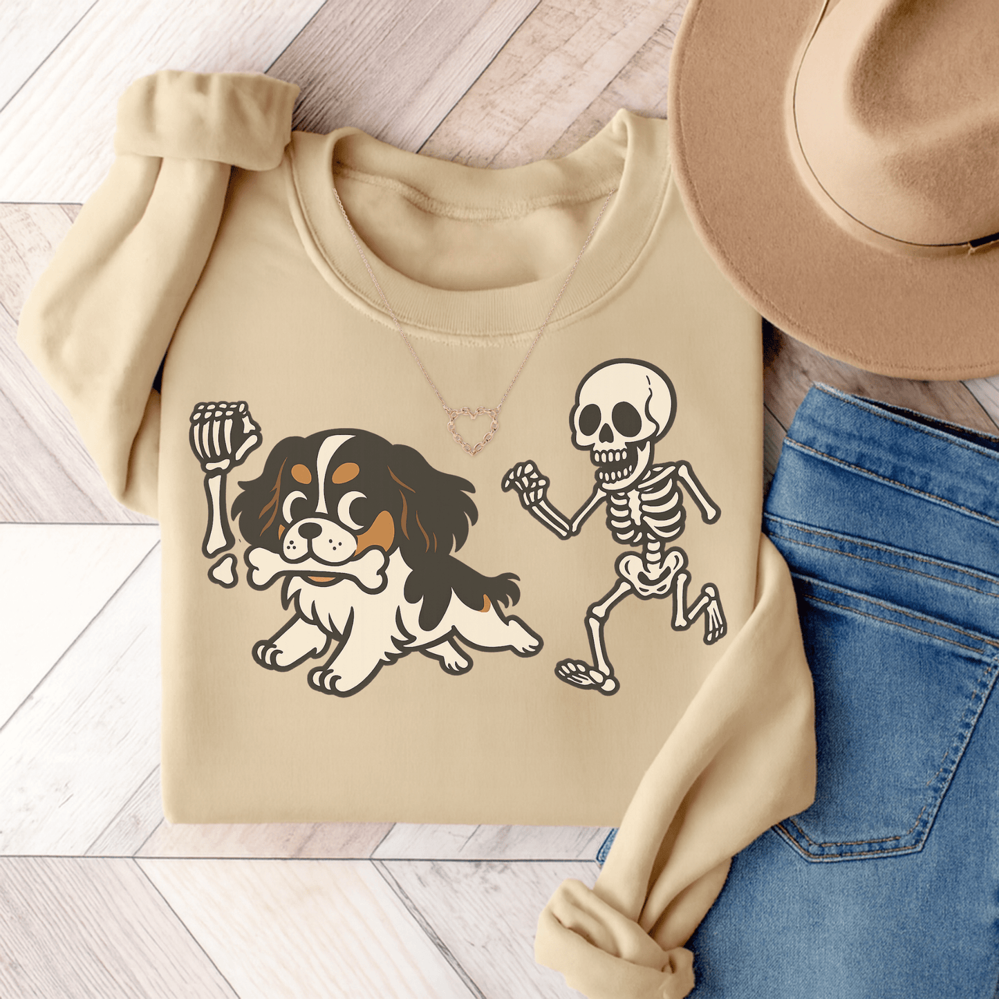 Tricolor Cavalier Grave Robber Sweatshirt Sand